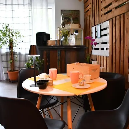 Smile Accomodation Sun Pensjonat Aosta